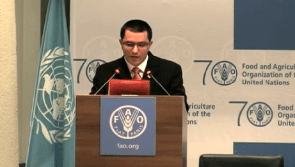 Venezuelan Vice-President Jorge Arreaza speaking at FAO headquarters in Rome, June 8,
